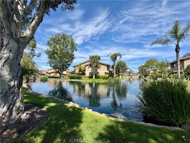 7756 Sailboat Circle, Huntington Beach, CA 92648