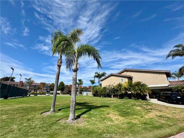 7756 Sailboat Circle, Huntington Beach, CA 92648