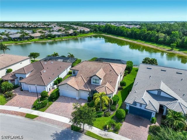 7759 Winding Cypress DR, Naples, FL 34114