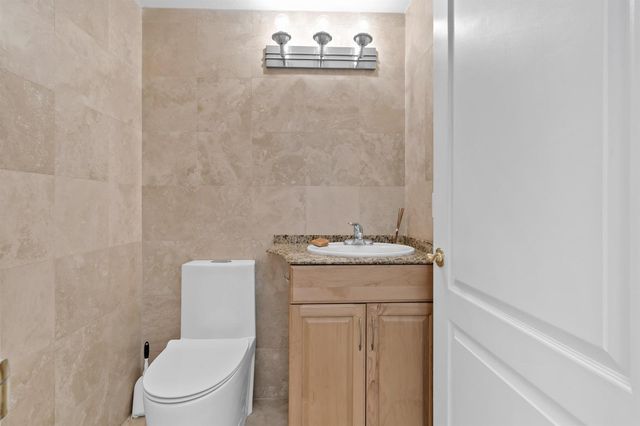 677 NE 24th Street 504, Miami, FL 33137