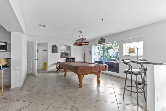 677 NE 24th Street 504, Miami, FL 33137