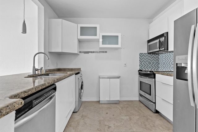 677 NE 24th Street 504, Miami, FL 33137