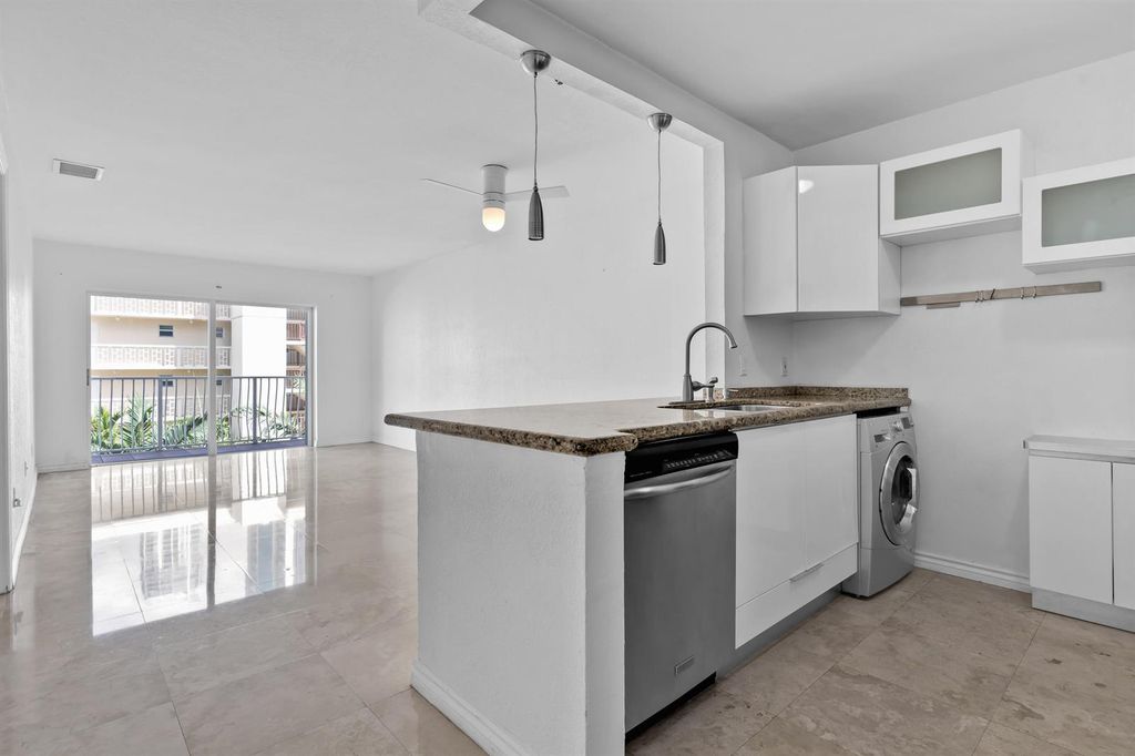 677 NE 24th Street 504, Miami, FL 33137