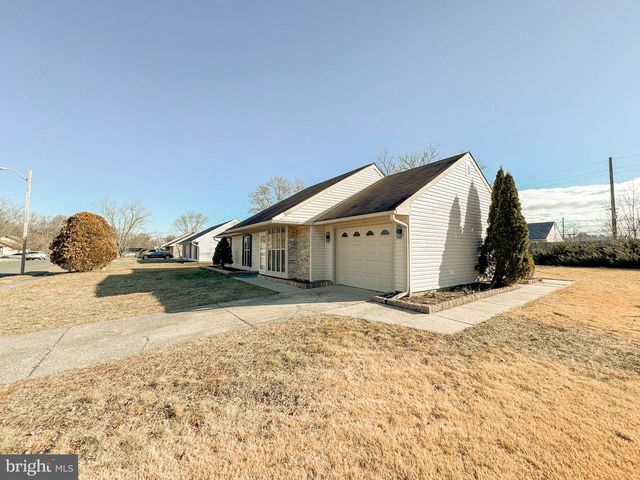 604 COBBLESTONE RD, Williamstown, NJ 08094