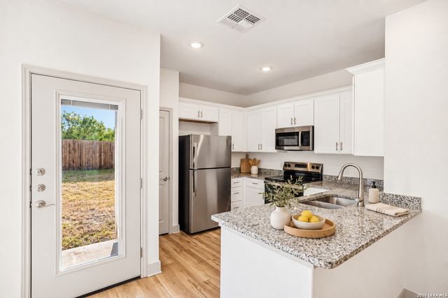 7612 BRIARWOOD PASS, San Antonio, TX 78252