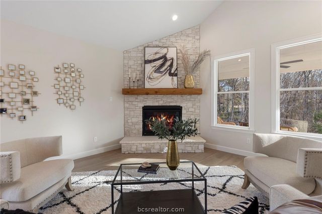 3223 Tamy Lane, Brenham, TX 77833