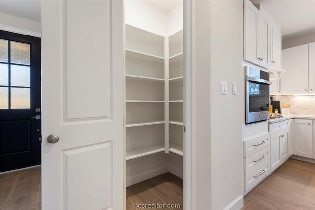 3223 Tamy Lane, Brenham, TX 77833