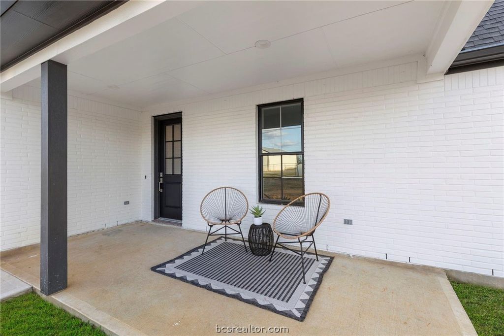 3223 Tamy Lane, Brenham, TX 77833 — photo 3