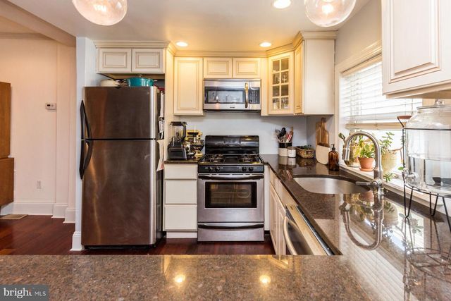113 MERCY ST, Philadelphia, PA 19148