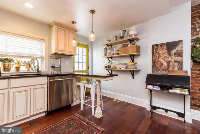113 MERCY ST, Philadelphia, PA 19148