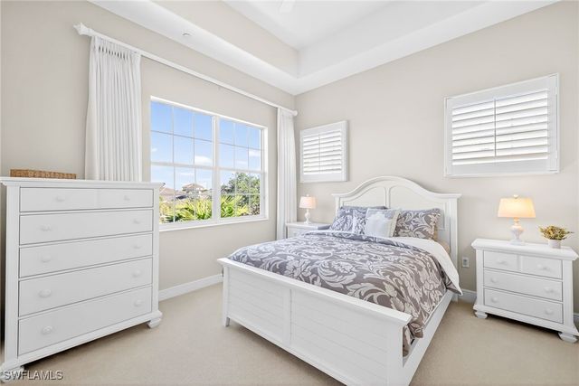 584 Avellino Isles CIR 19302, Naples, FL 34119