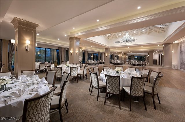 584 Avellino Isles CIR 19302, Naples, FL 34119