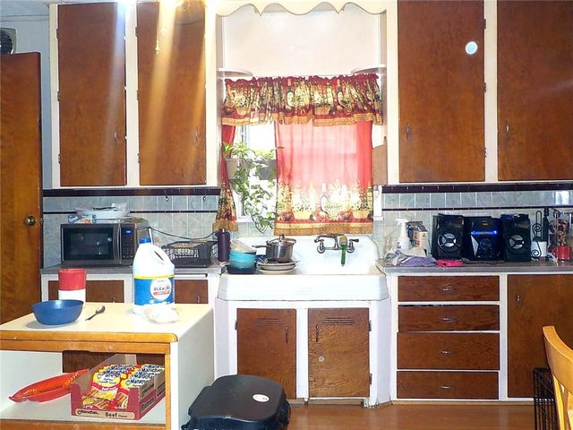 44 Peckham Street, Rochester, NY 14621