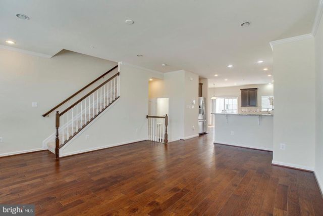 7045 BANBURY DR, Hanover, MD 21076