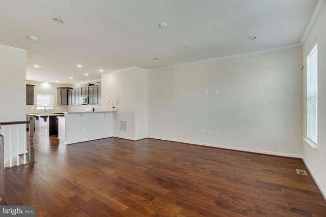 7045 BANBURY DR, Hanover, MD 21076