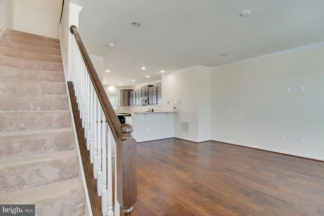 7045 BANBURY DR, Hanover, MD 21076