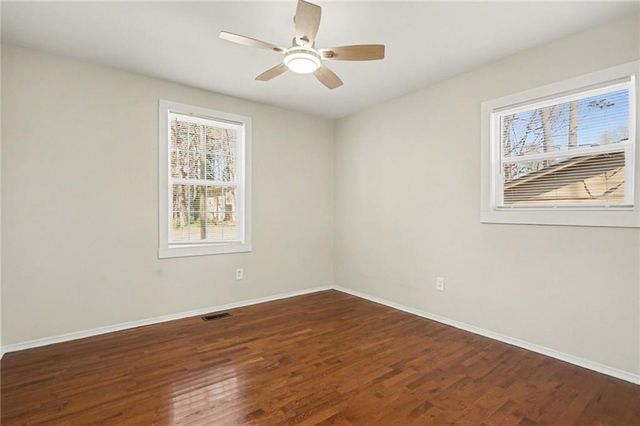 3055 Orbit Circle, Ellenwood, GA 30294