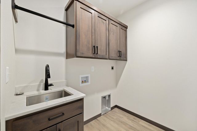 3165 66th Avenue S, Fargo, ND 58104