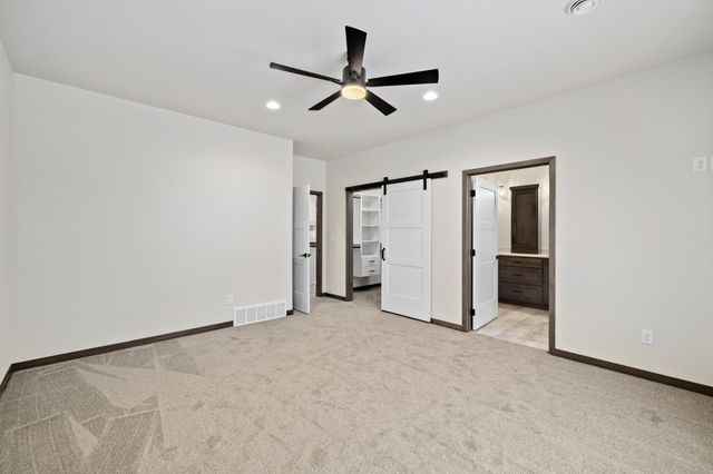 3165 66th Avenue S, Fargo, ND 58104