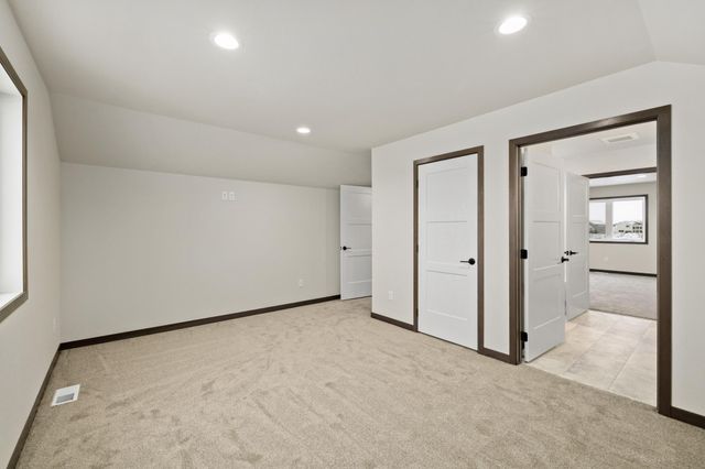 3165 66th Avenue S, Fargo, ND 58104