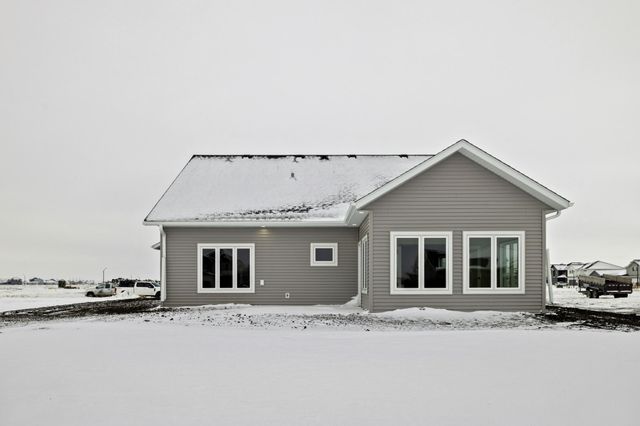 3165 66th Avenue S, Fargo, ND 58104