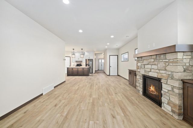 3165 66th Avenue S, Fargo, ND 58104