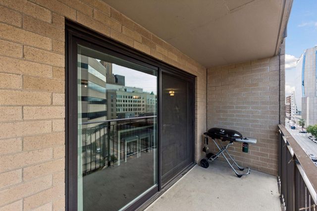 121 Washington Avenue S 701, Minneapolis, MN 55401