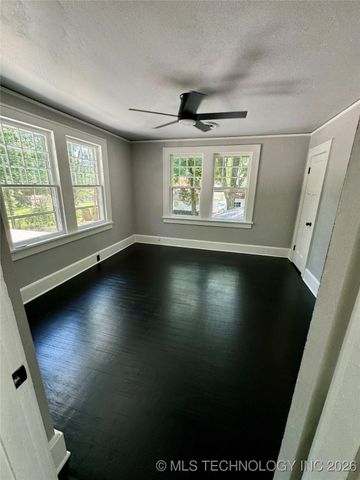 214 E Street SW, Ardmore, OK 73401