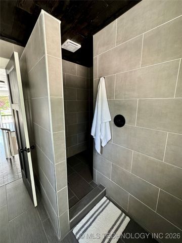 214 E Street SW, Ardmore, OK 73401