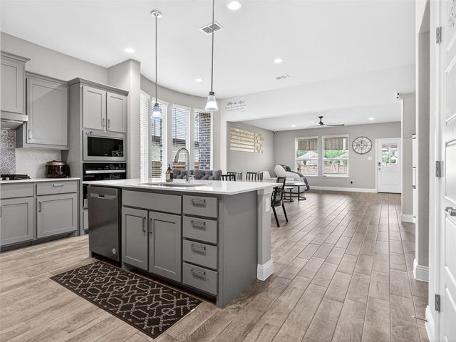2504 Wren Lane, Denton, TX 76205