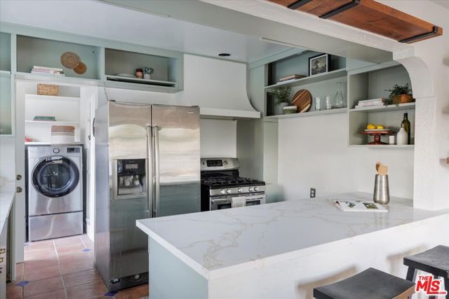 3812 Dover Street, Los Angeles, CA 90039