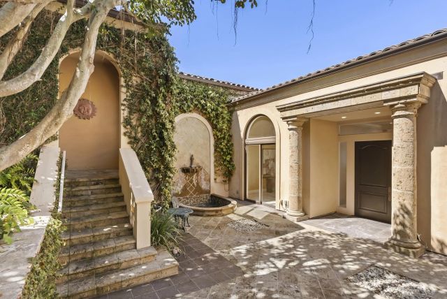 2302 Rue Adriane, La Jolla, CA 92037