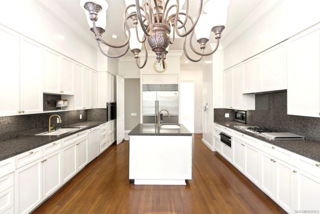 2302 Rue Adriane, La Jolla, CA 92037