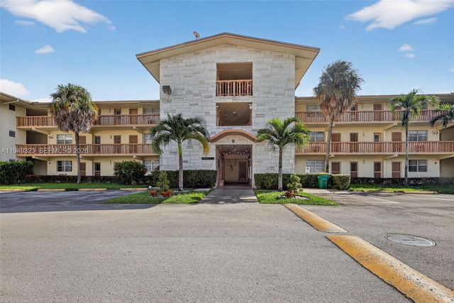 16750 NE 14th Ave 310, Miami, FL 33162