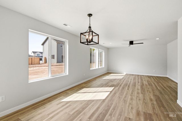 1763 Gyrfalcon St, Middleton, ID 83644