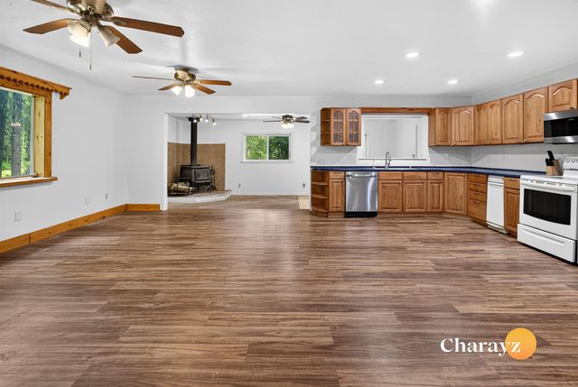 1260 PICKERING DRIVE, Fairbanks, AK 99709