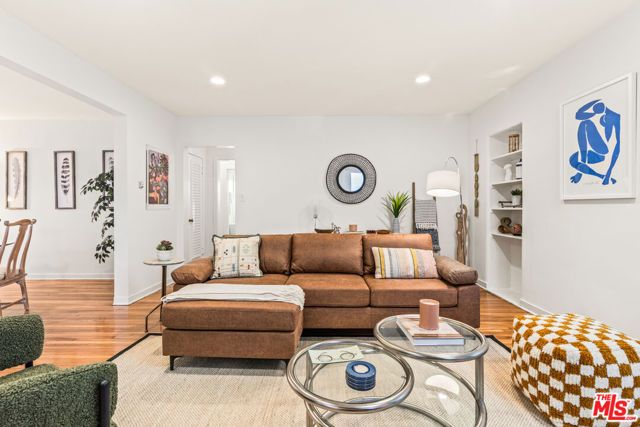 329 S Reeves Drive, Beverly Hills, CA 90212