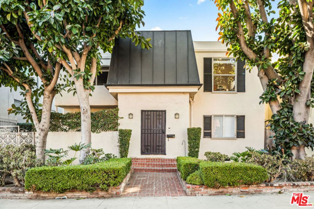 329 S Reeves Drive, Beverly Hills, CA 90212