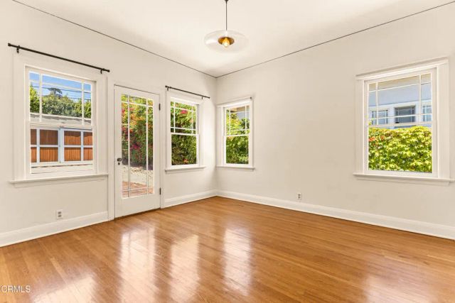4725 Ambrose Avenue, Los Angeles, CA 90027