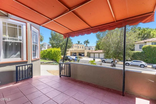 4725 Ambrose Avenue, Los Angeles, CA 90027