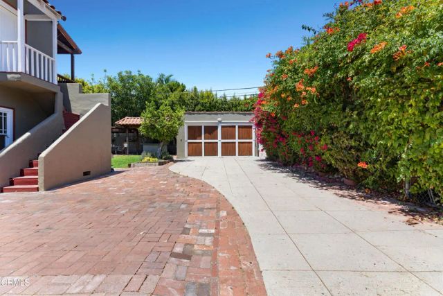 4725 Ambrose Avenue, Los Angeles, CA 90027