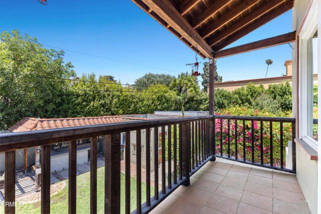 4725 Ambrose Avenue, Los Angeles, CA 90027