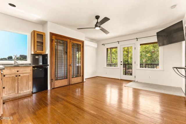 4725 Ambrose Avenue, Los Angeles, CA 90027