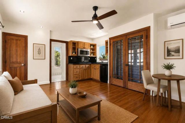 4725 Ambrose Avenue, Los Angeles, CA 90027