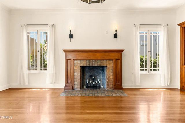 4725 Ambrose Avenue, Los Angeles, CA 90027