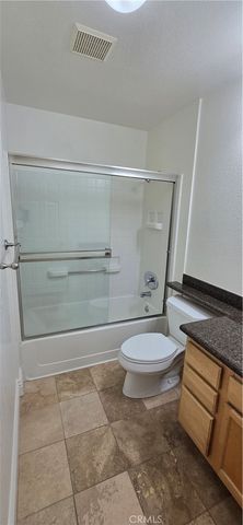 2380 Del Mar 308, Corona, CA 92882