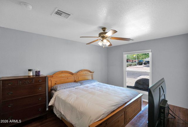 9040 N 14TH Place, Phoenix, AZ 85020