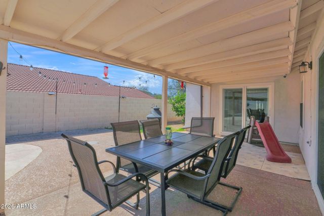 9040 N 14TH Place, Phoenix, AZ 85020