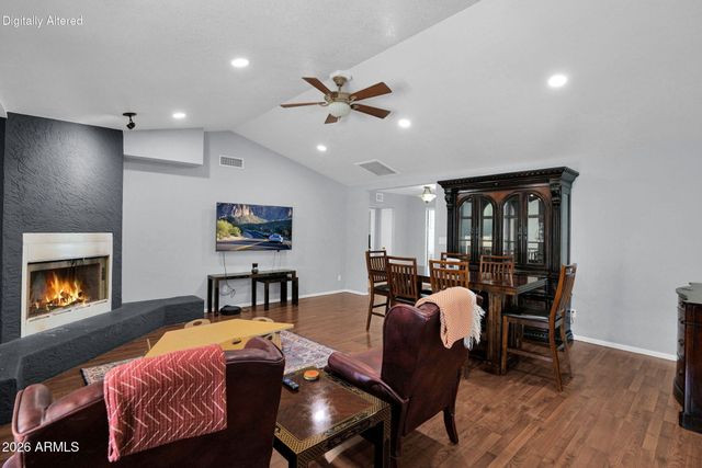 9040 N 14TH Place, Phoenix, AZ 85020