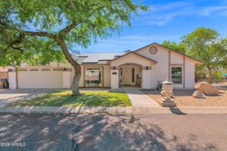 9040 N 14TH Place, Phoenix, AZ 85020